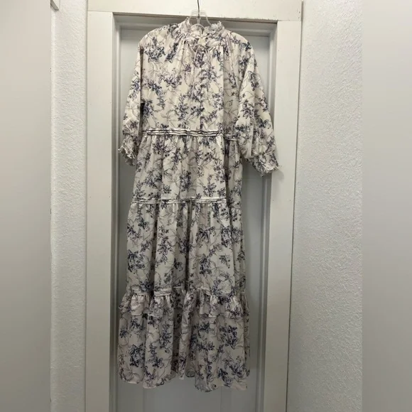 Dainty Jewells White and Blue Floral Dress - Picture 2 of 12